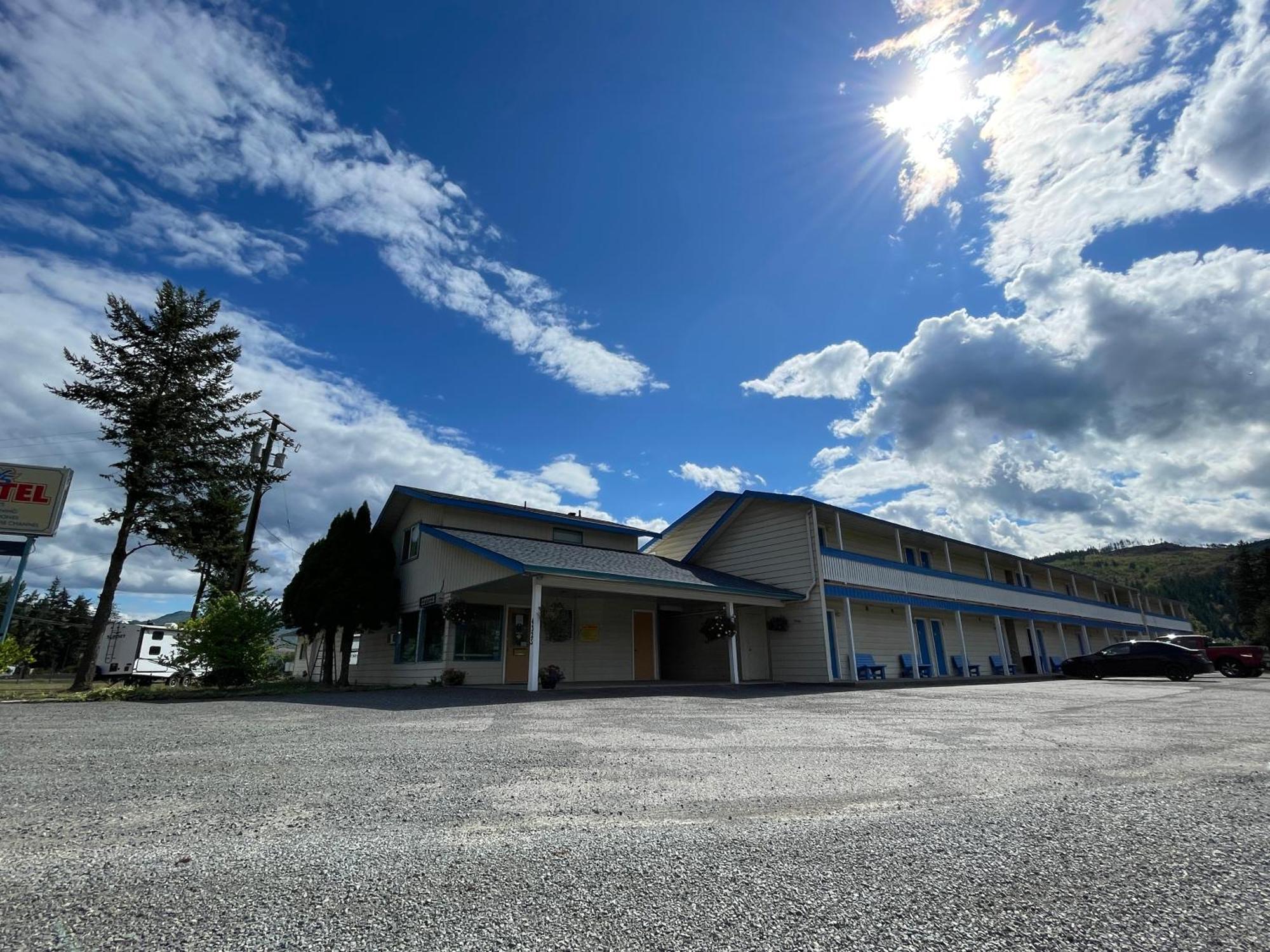 Y-5 Motel Barrière Buitenkant foto