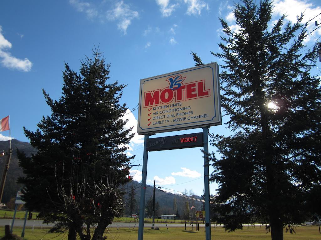 Y-5 Motel Barrière Buitenkant foto
